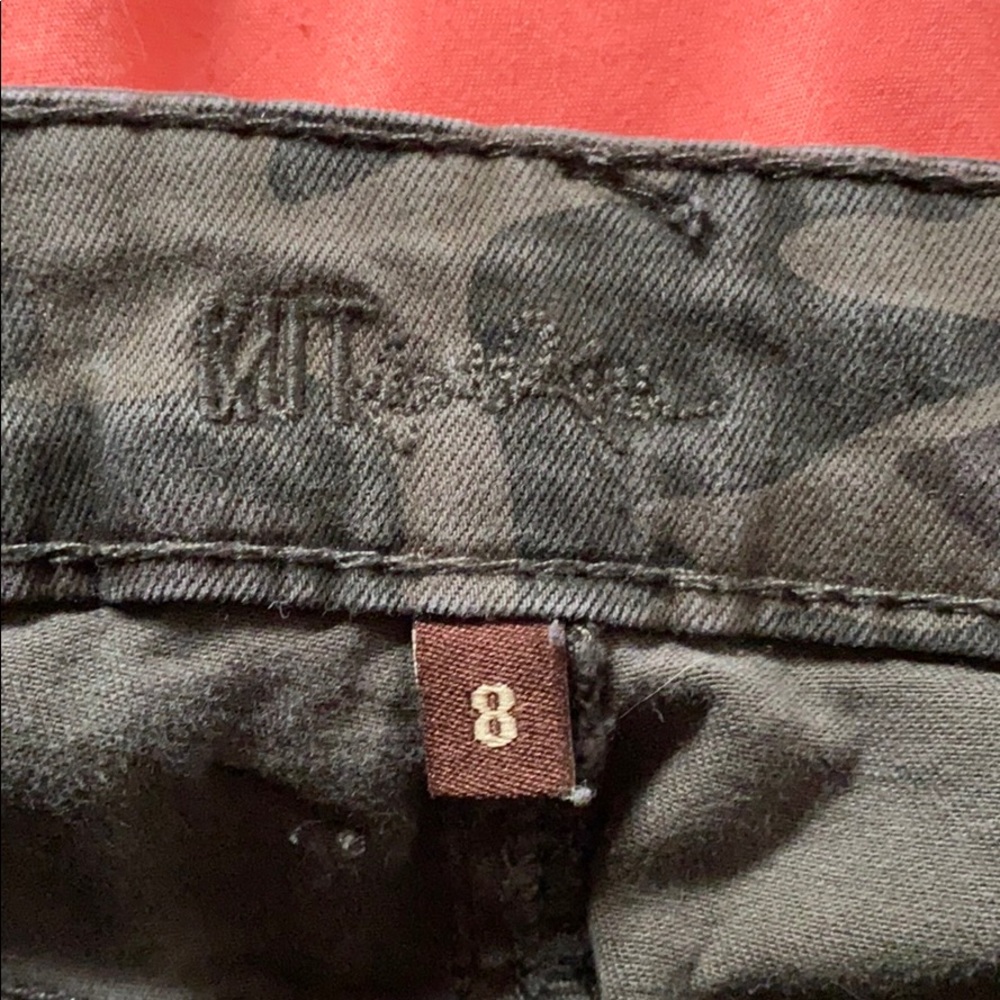 Jeans - Picture 3 of 3
